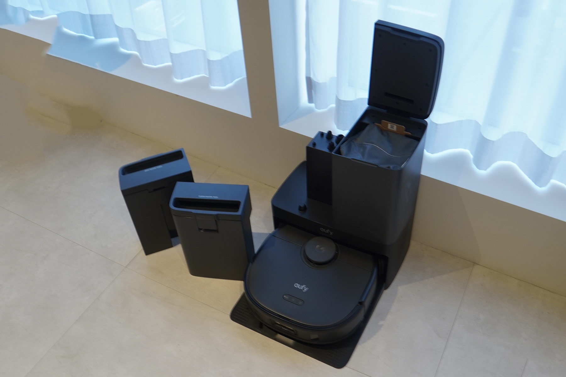 イマドキの機能が全部入りで9万円台！Eufyのロボット掃除機「X10 Pro