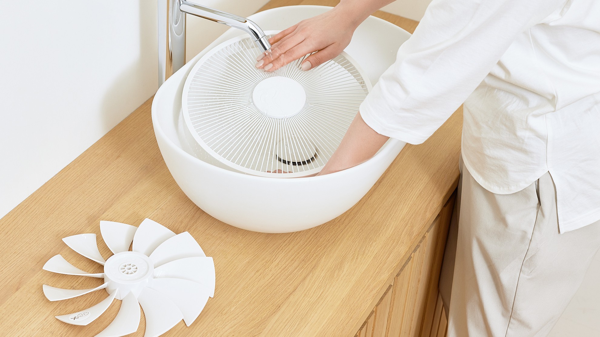 ジェットエンジン技術を搭載！ツインバードから大風量と静音性を追求