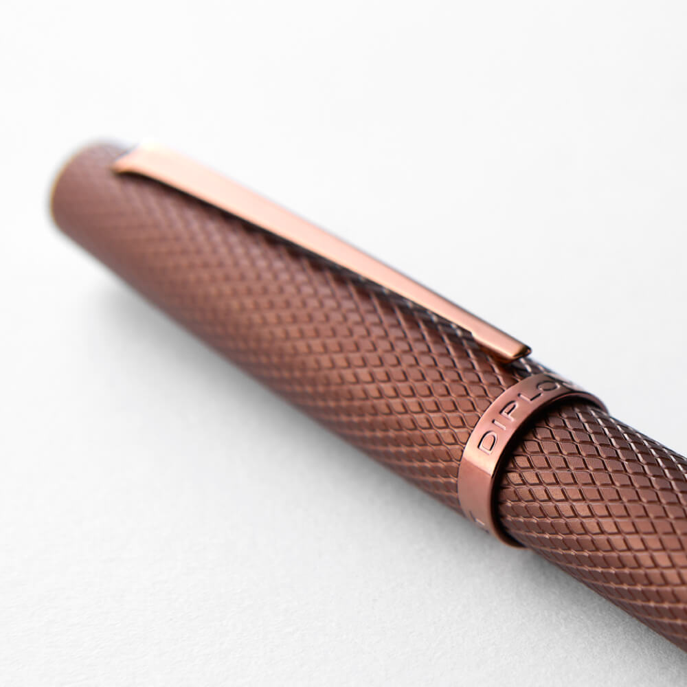 バイパーの新色（ブラウン）を発売しました - DIPLOMAT-ディプロマット