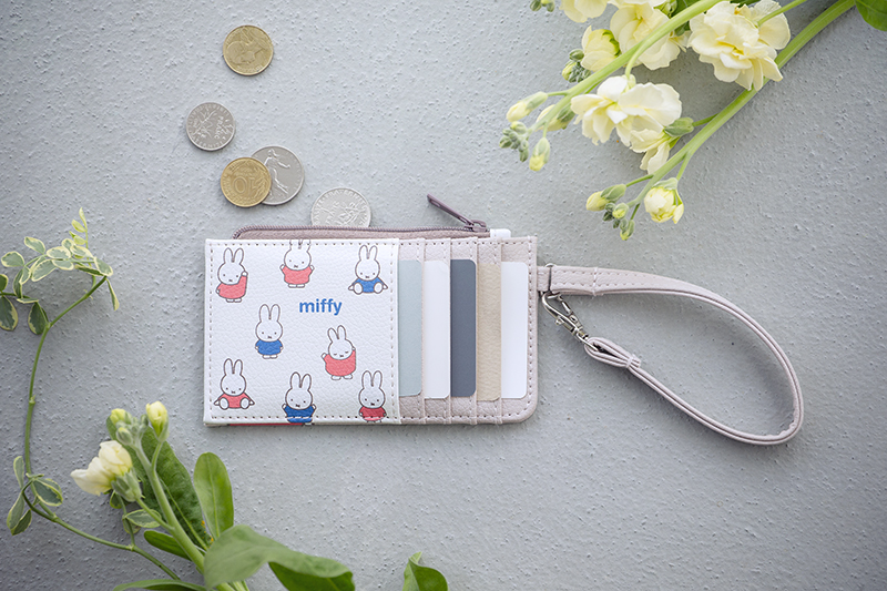 ゼクシィ」2025年5月号の付録に「ミッフィー カード＆コインケース
