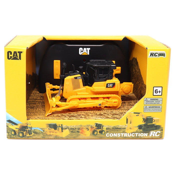 1:64 Scale Radio Control Cat D7E Track-Type Tractor — Diecast