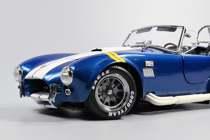 REVIEW: Kyosho Shelby Cobra 427 S/C x3! • DiecastSociety.com