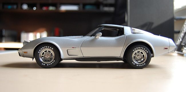 REVIEW: AUTOart Chevrolet Corvette 25th Anniversary Edition