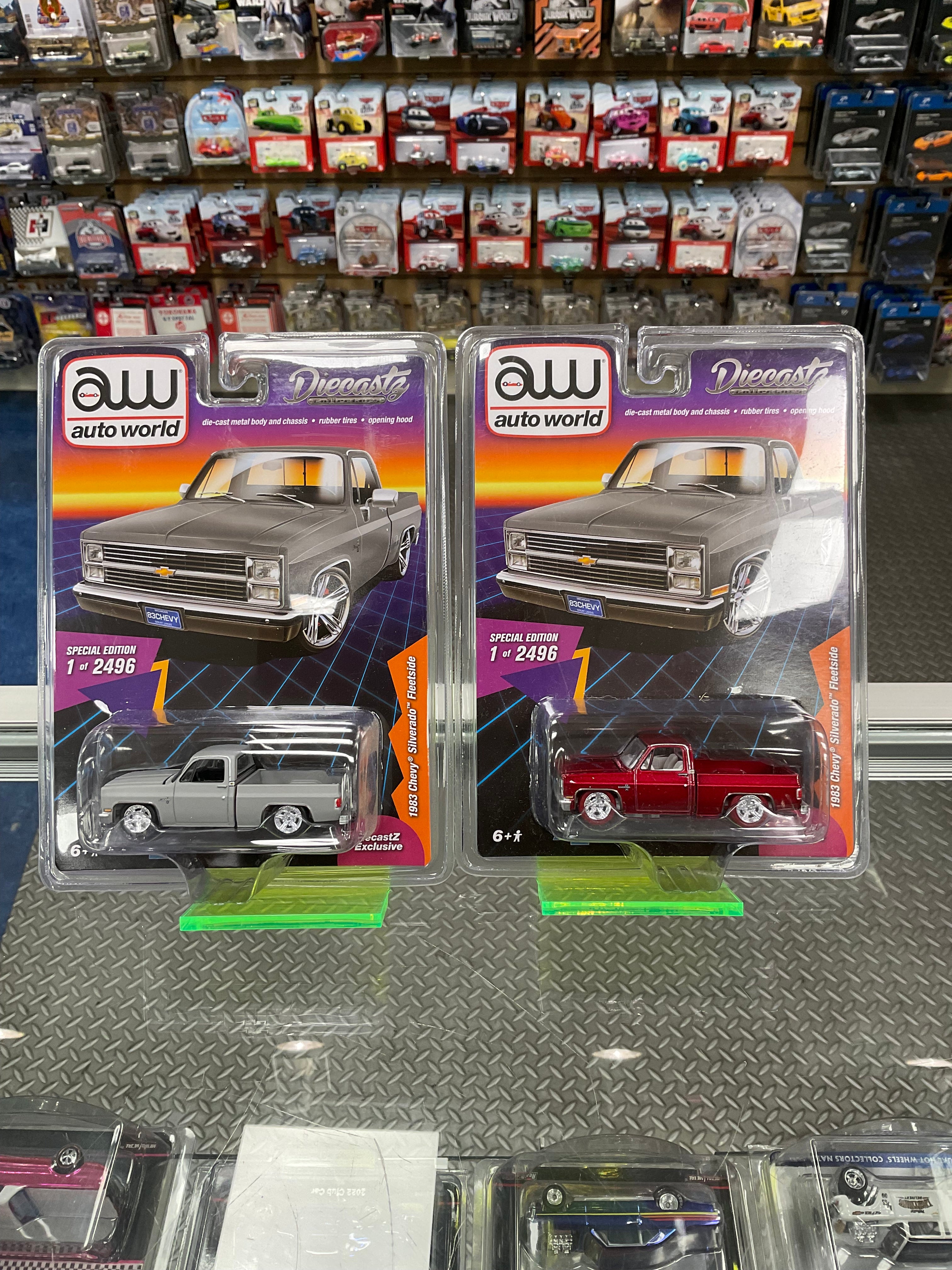 Auto World DiecastZ Exclusive 1983 Chevy Silverado Fleetside Grey
