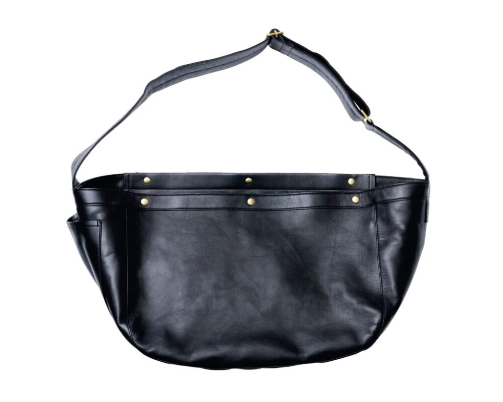 圧倒的な存在感を誇る新作バッグが誕生！ 茶芯のニュースペーパー