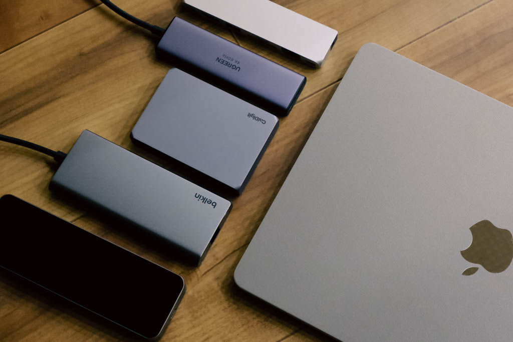 2025年版】MacBook Air/ProにおすすめのUSBハブ19選！レビューあり｜M1