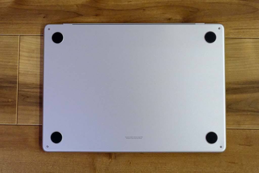 レビュー】M2 MacBook Airをメモリ24GBに！｜MB Pro M1 Maxと比較