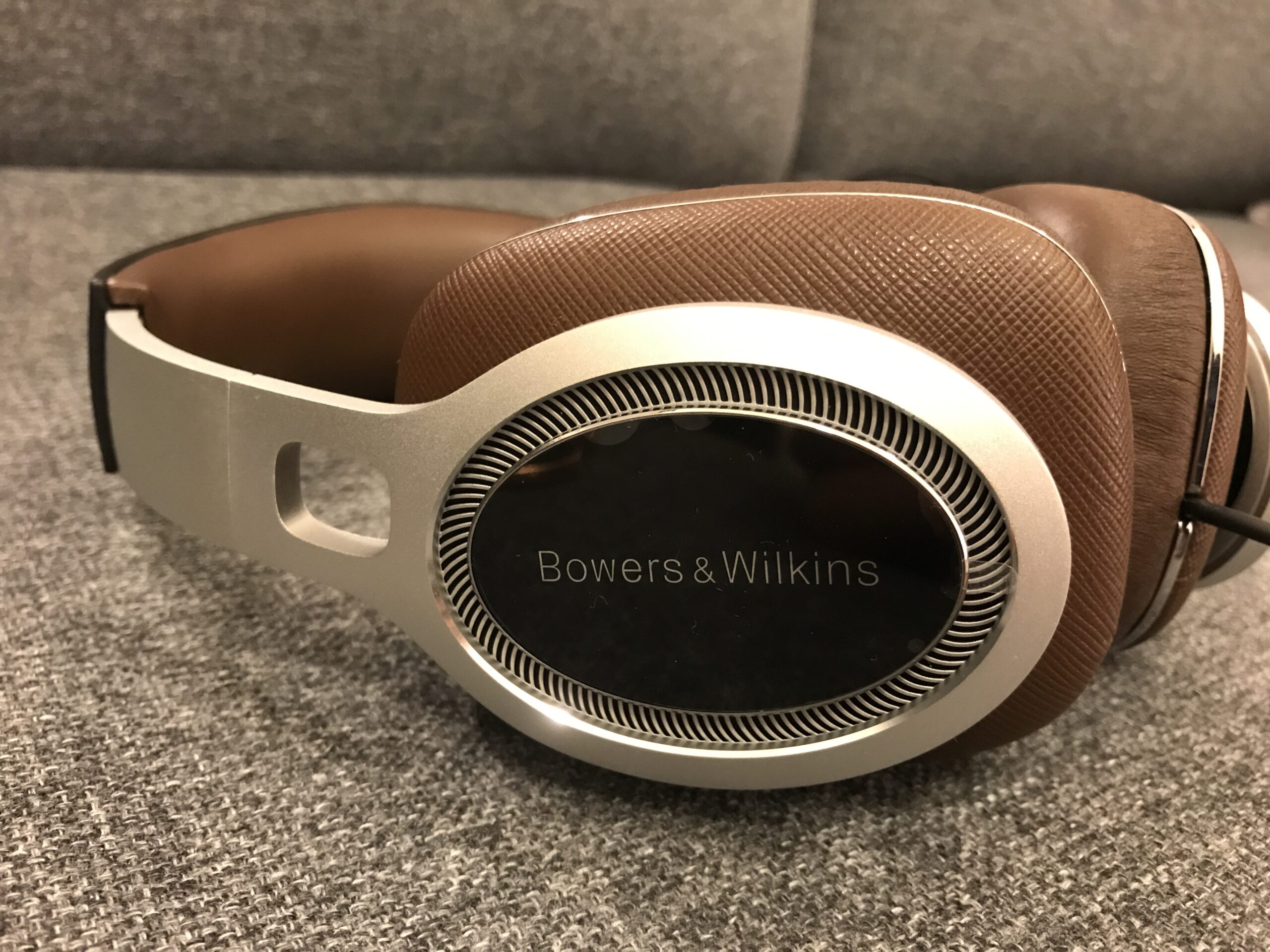 B&W P9 signatureの中古・初期ロットその他ご用心ポイント – D/A変換生活