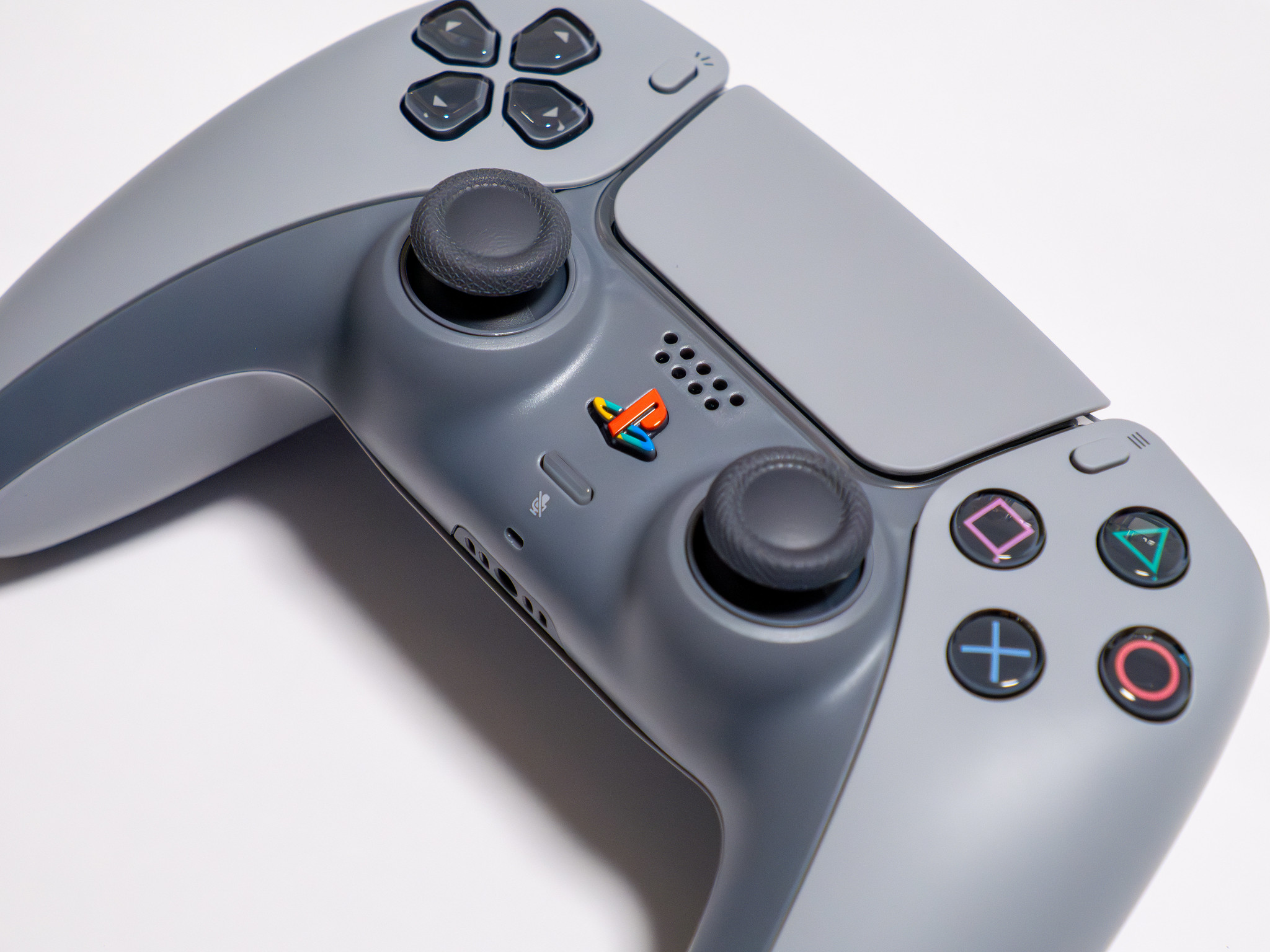 DualSense ワイヤレスコントローラー 30周年アニバーサリー リミテッド