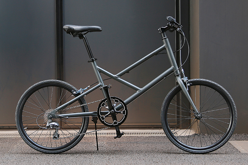 WBV-2001 WACHSEN(ヴァクセン) 20インチアルミミニベロ 8段変速 Nacht