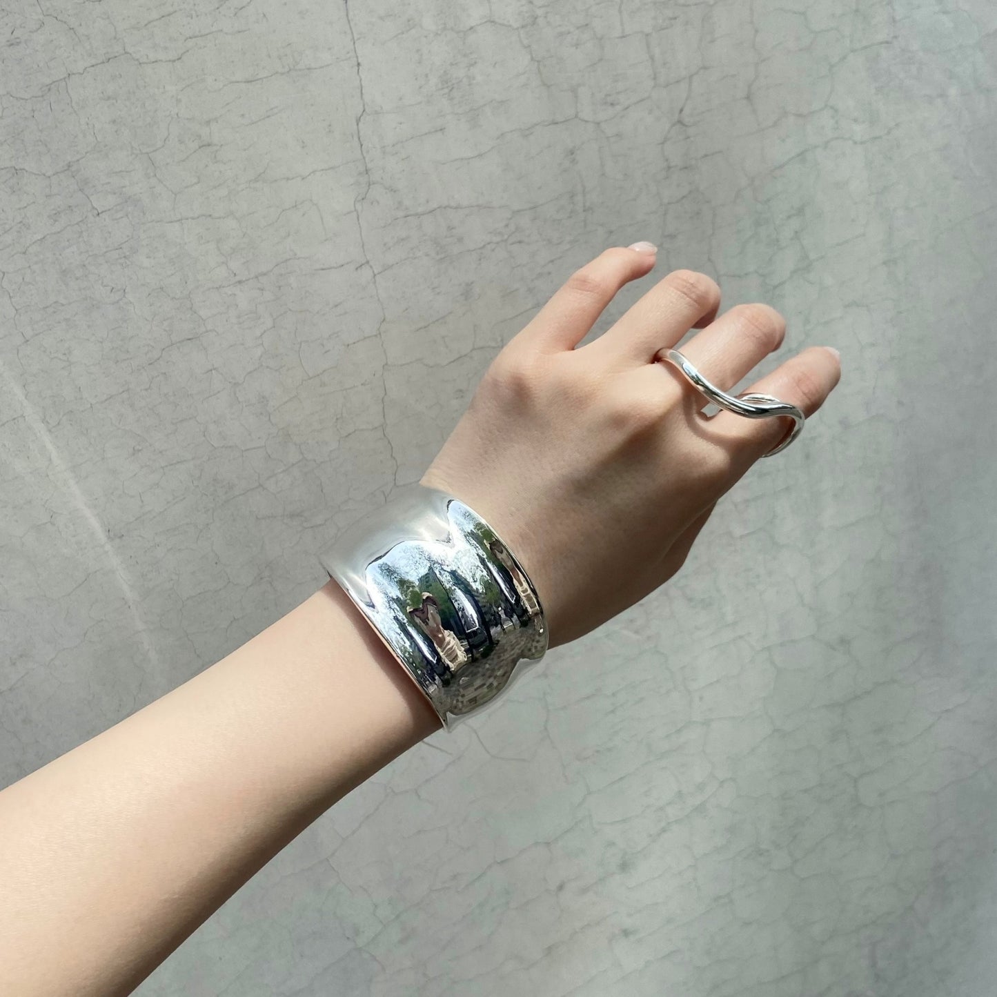 Softwave Bangle – Donnaruma