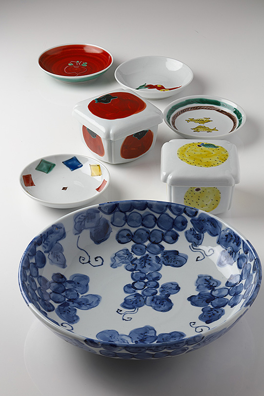 九谷焼窯元 四代須田菁華展―菁華のしごと 小林庸浩の写真とともに