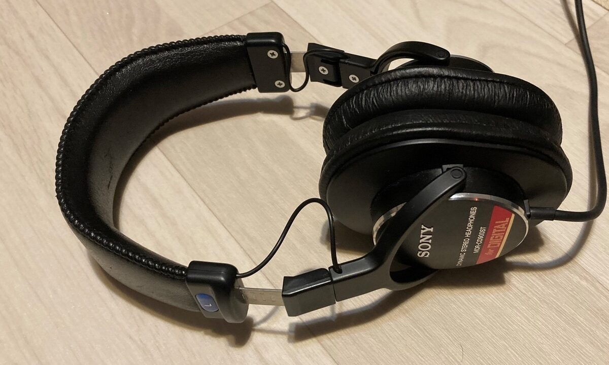 レビュー】SONY MDR-CD900ST 普段使いはいまひとつ？超定番のモニター