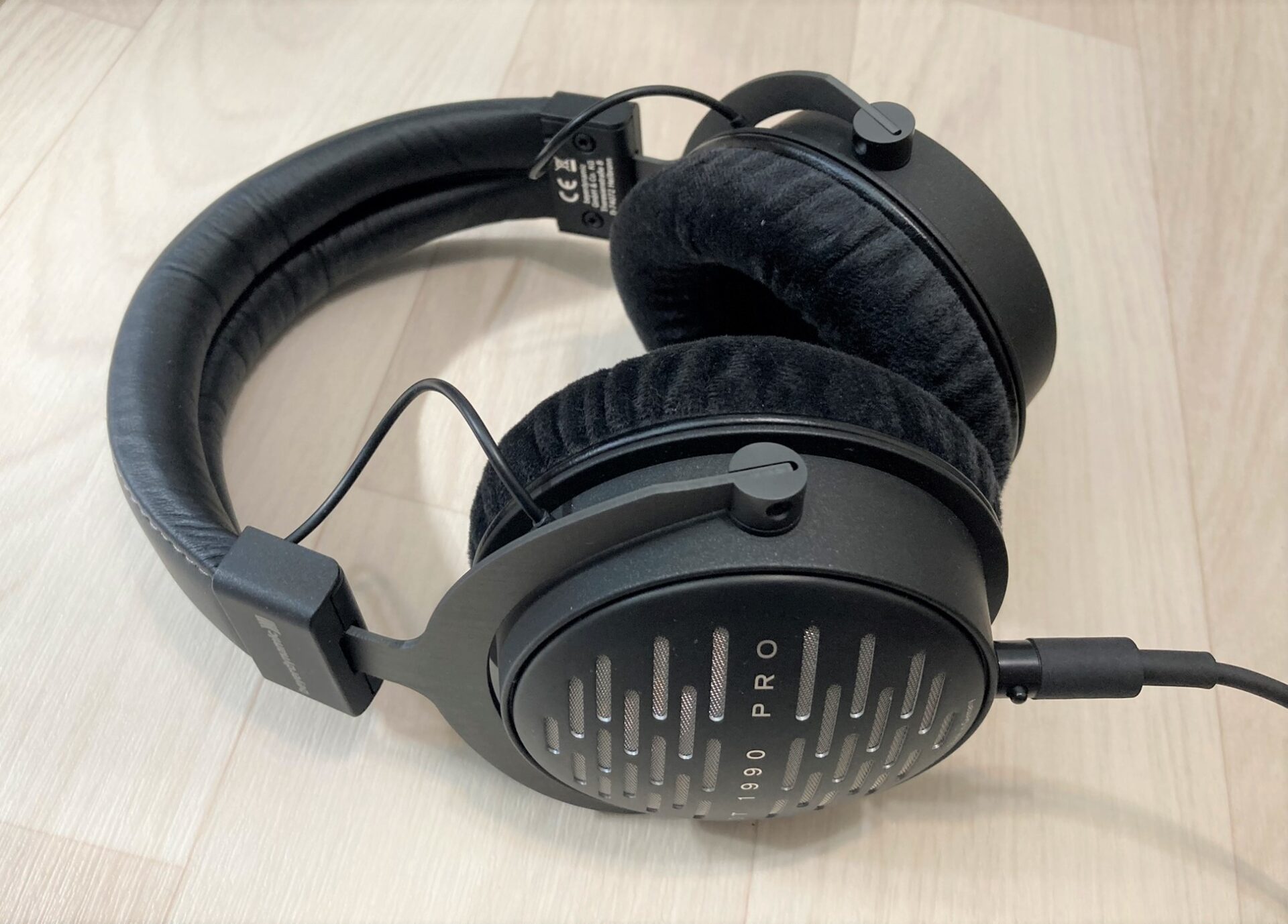 レビュー】Beyerdynamic DT1990pro DT990上位機種?以上の逸品 - どせい