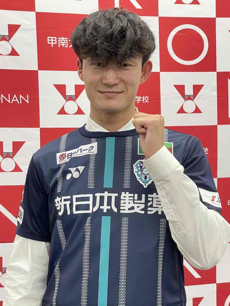井上聖也さん(70回生)がサッカーJ1・アビスパ福岡への加入が内定し記者