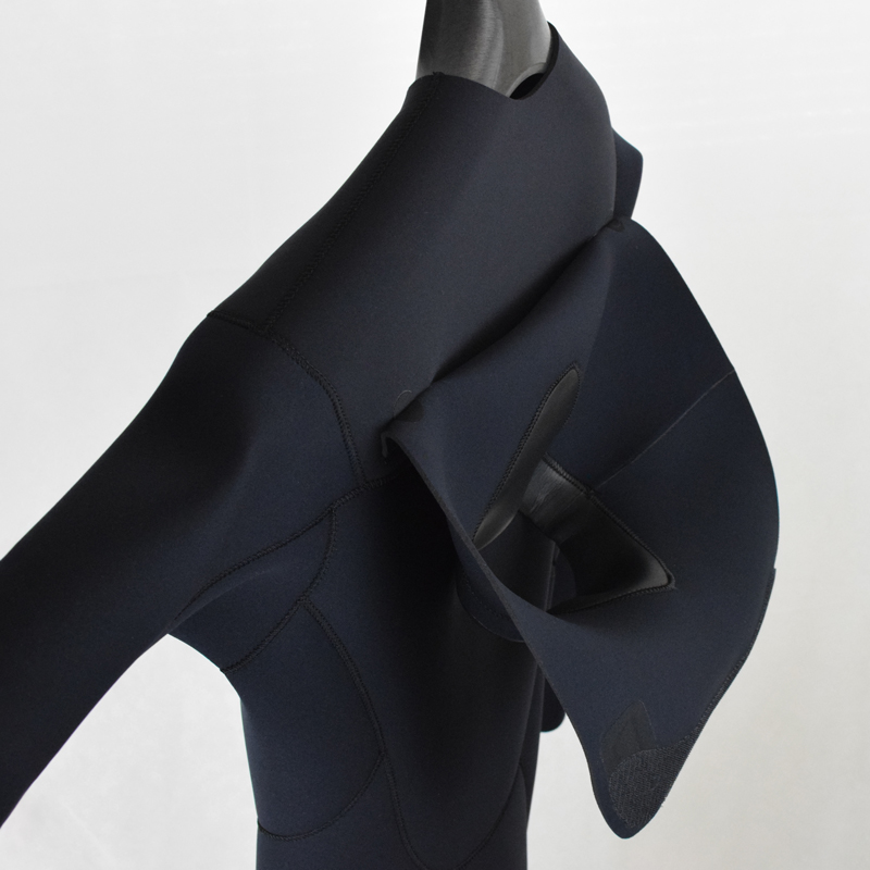 リミテッド・ノンジップ・フルスーツ (3mm×2mm ) メンズLサイズ [ 国産