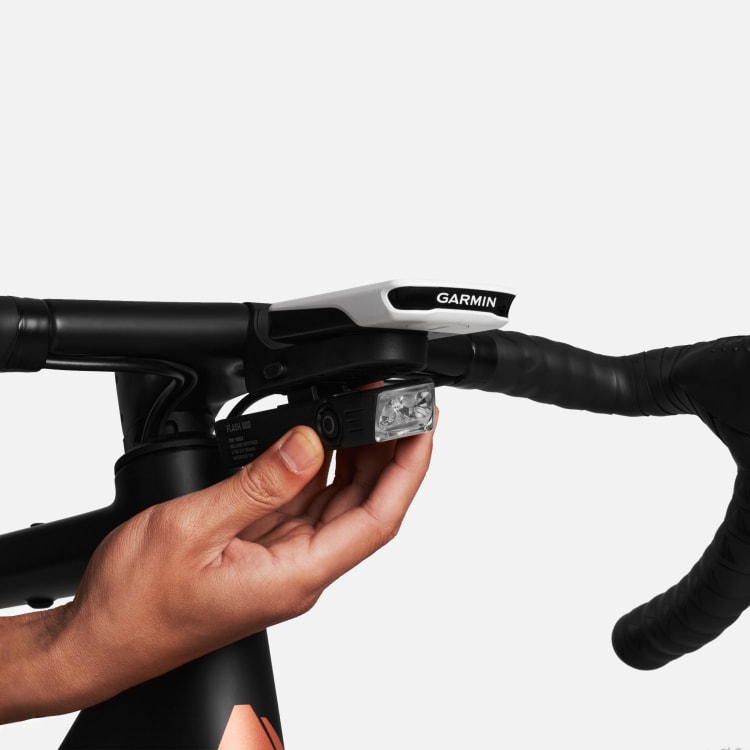 Canyon FLASH 800 GEAR GROOVE Frontlight Set | CANYON JP