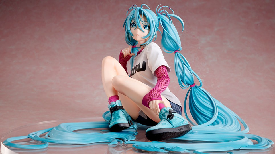 東京フィギュア / 初音ミク×米山舞 The Latest Street Style 