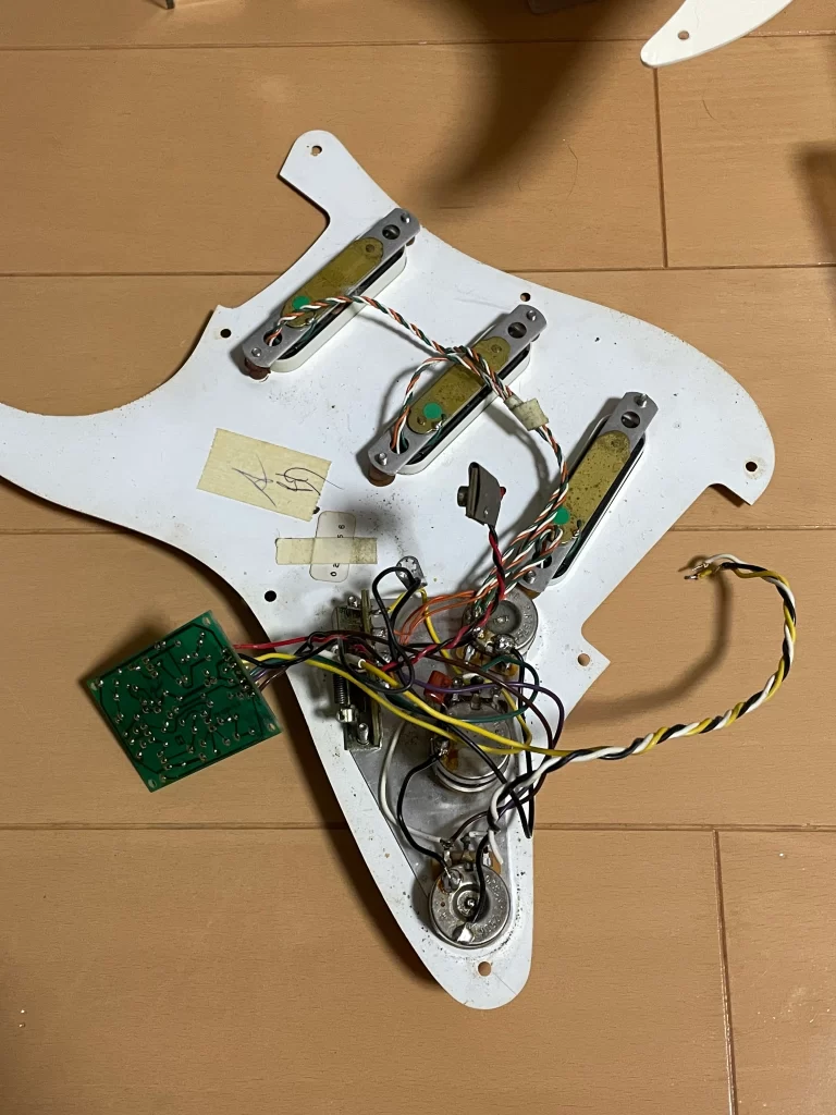 Fender USA Eric Clapton Signature with Lace Sensor (1996) - scrapbook3