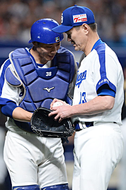 中日ドラゴンズ オフィシャルウェブサイト - 岩瀬仁紀投手引退特設サイト