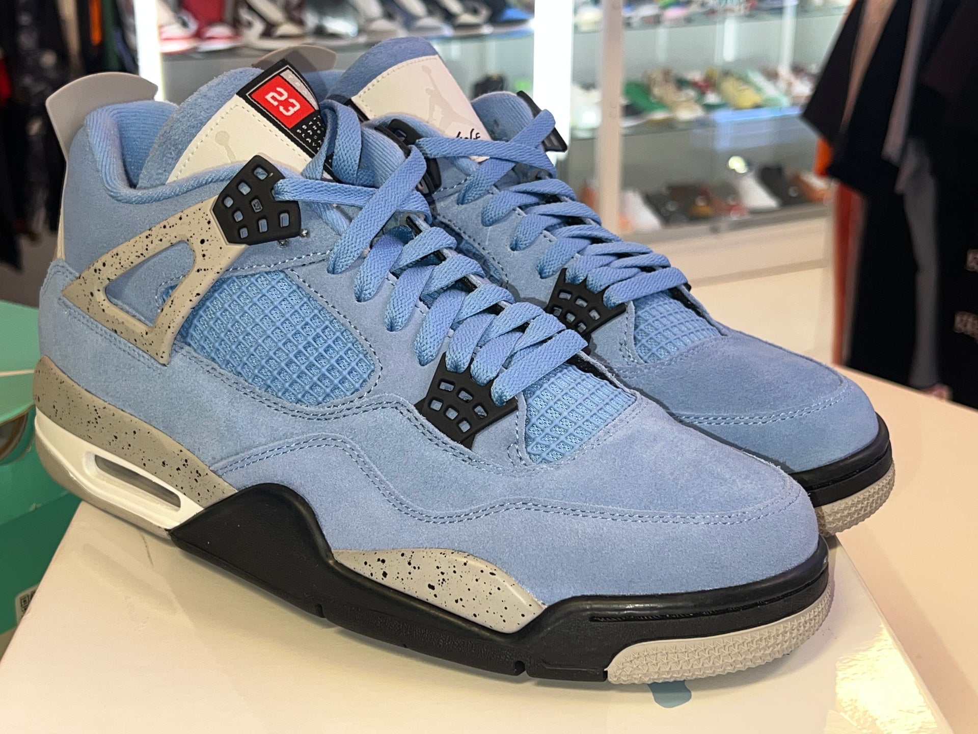 Jordan 4 University UNC Blue 2021 – Drexlers