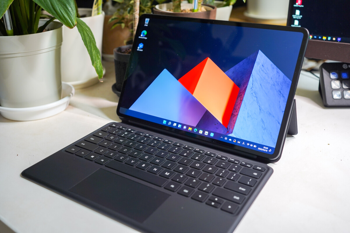 HUAWEIの軽量タブレットPC「Matebook E」インプレッション | Dream Seed