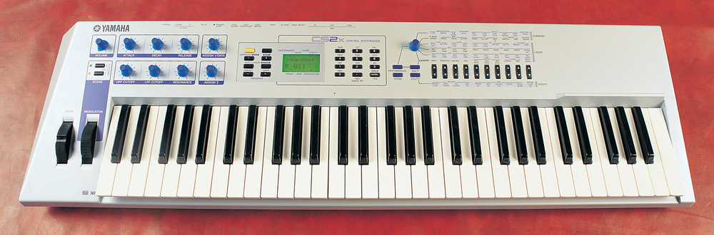 Yamaha CS2X