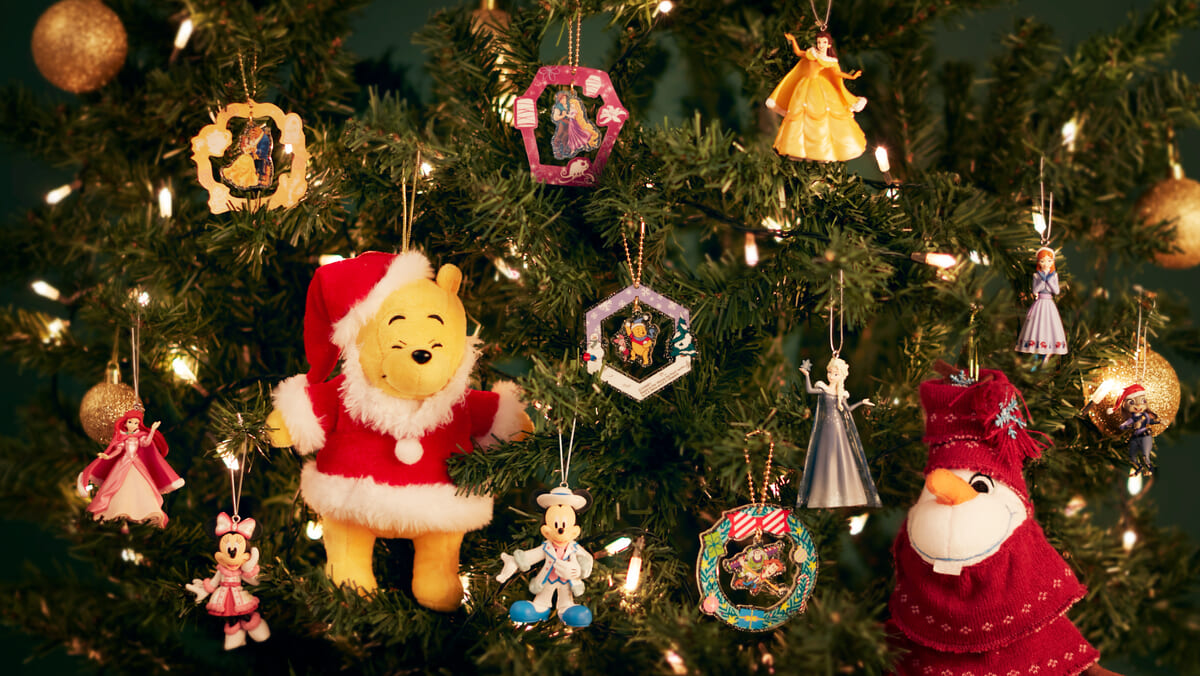 華やかコスチュームのディズニーキャラクター！Happyくじ『DISNEY