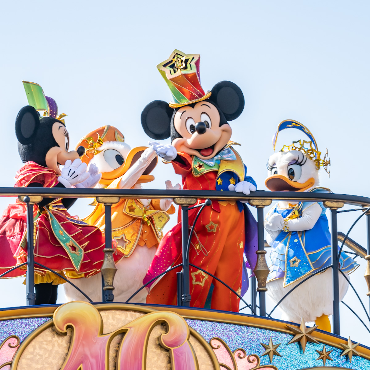 レッツ・セレブレイト・ウィズ・カラー！東京ディズニーシー「東京