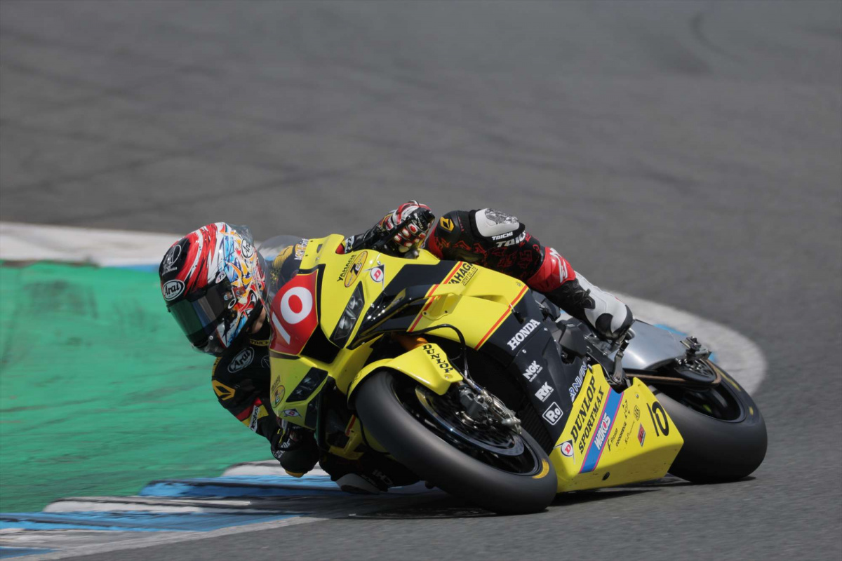 KR133 | Slick | ロードレース | コンペティション