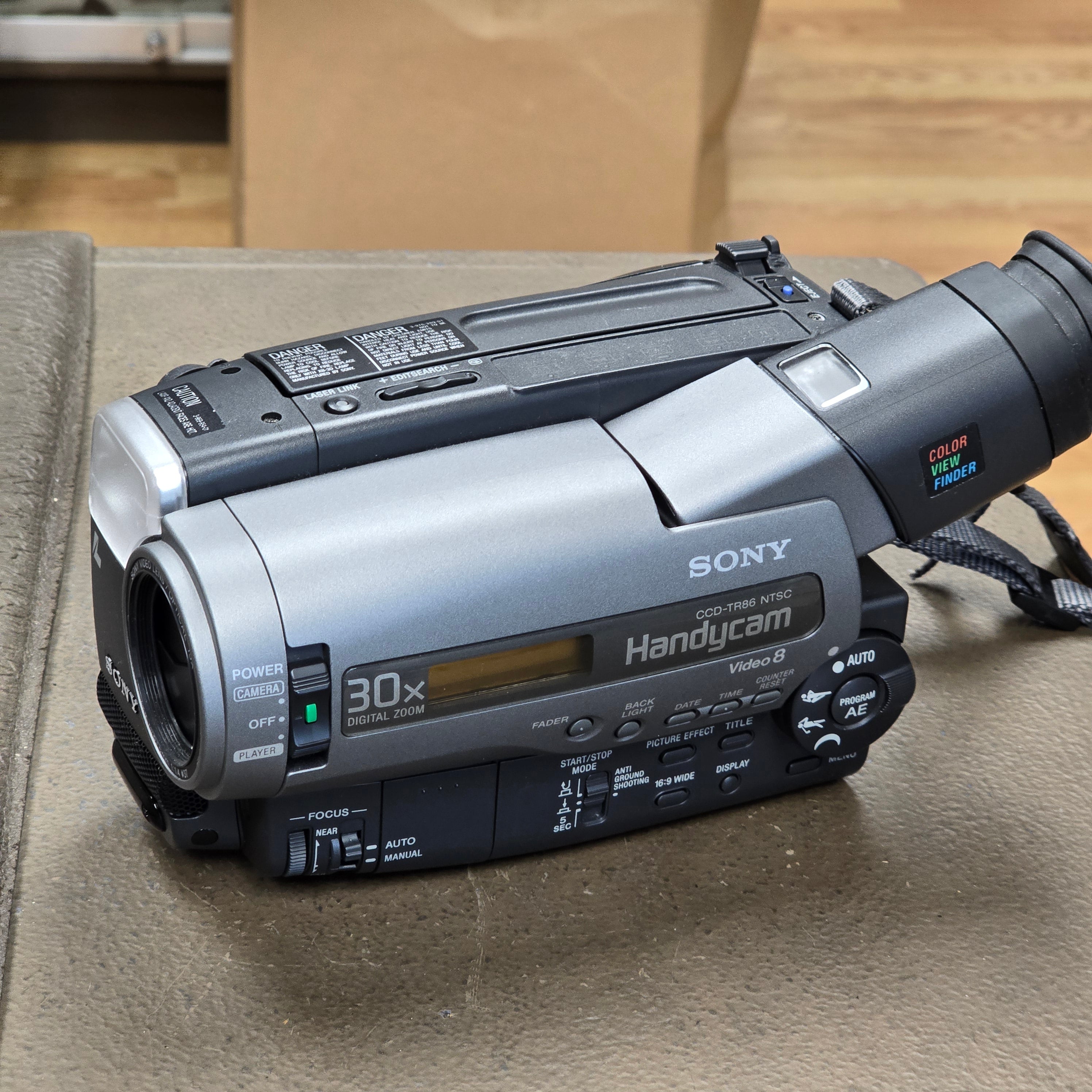 Sony CCD-TR86 Video 8mm NTSC Video Camcorder S# 25541 – Du-All Camera