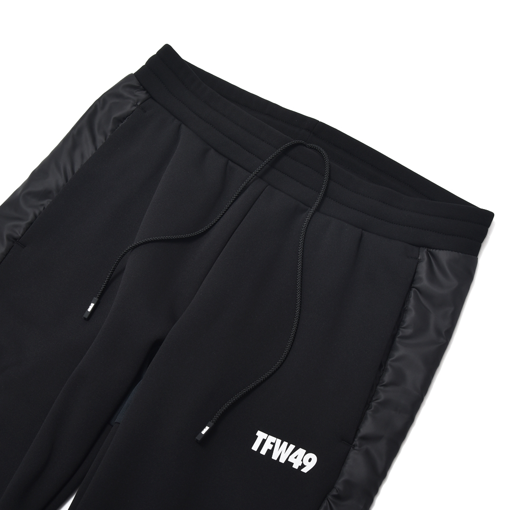 抜群のフィット感・セットアップでどうぞ！！TFW49 COMBINATION PANTS