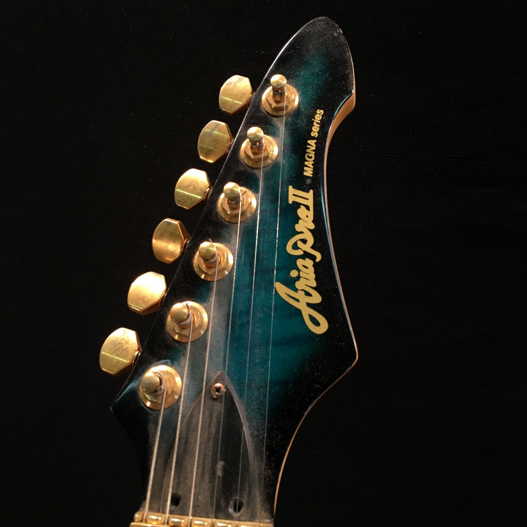 ARIA PRO II MAGNA SERIES GUITAR, WITH TWO SINGLE COIL PICKUPS AND