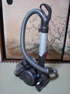 レビュー］ダイソン DC26 motorhead complete: 初心者の掃除機選び.com