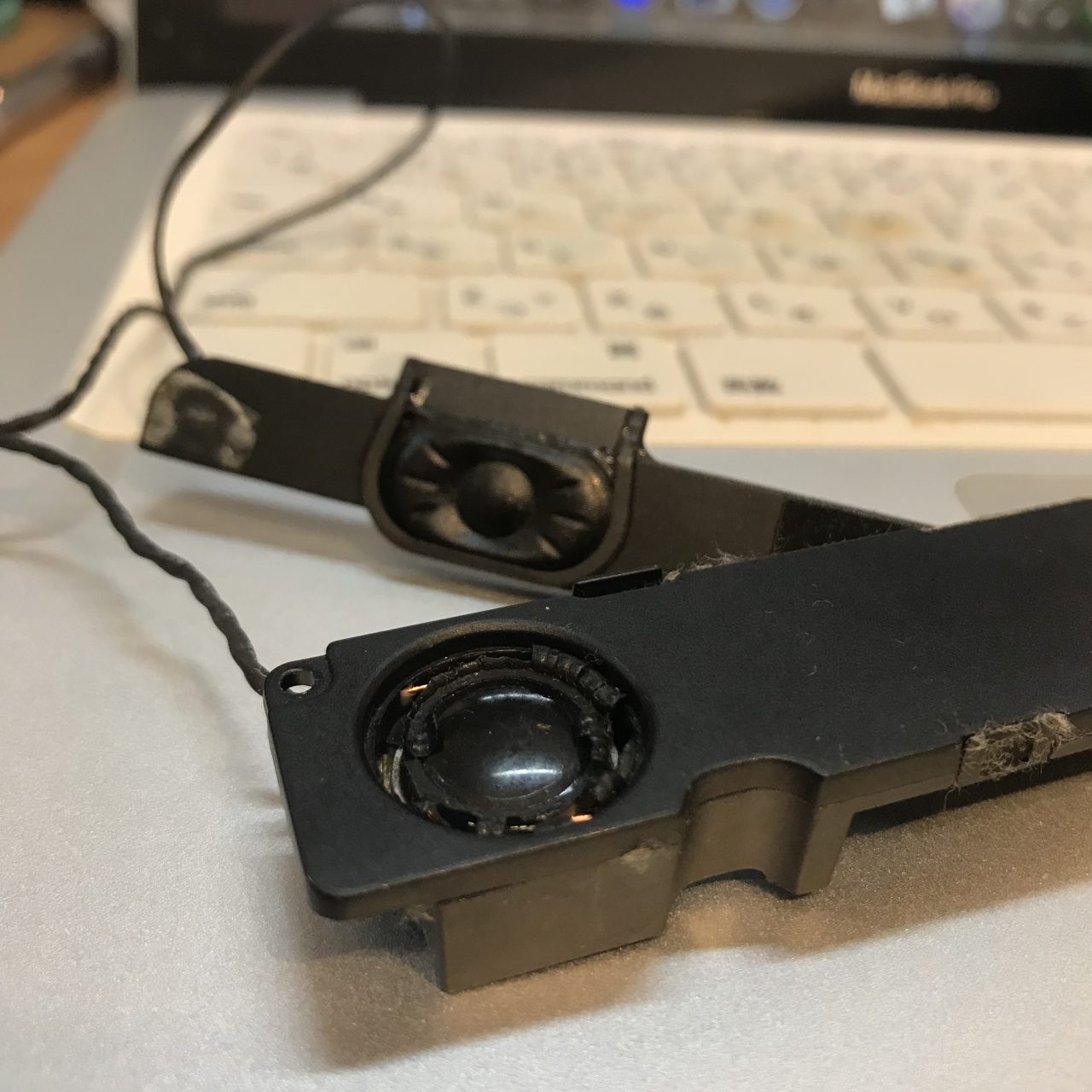 MacBook Pro 13 Late 2011 A1278 スピーカー コーン破れ 交換