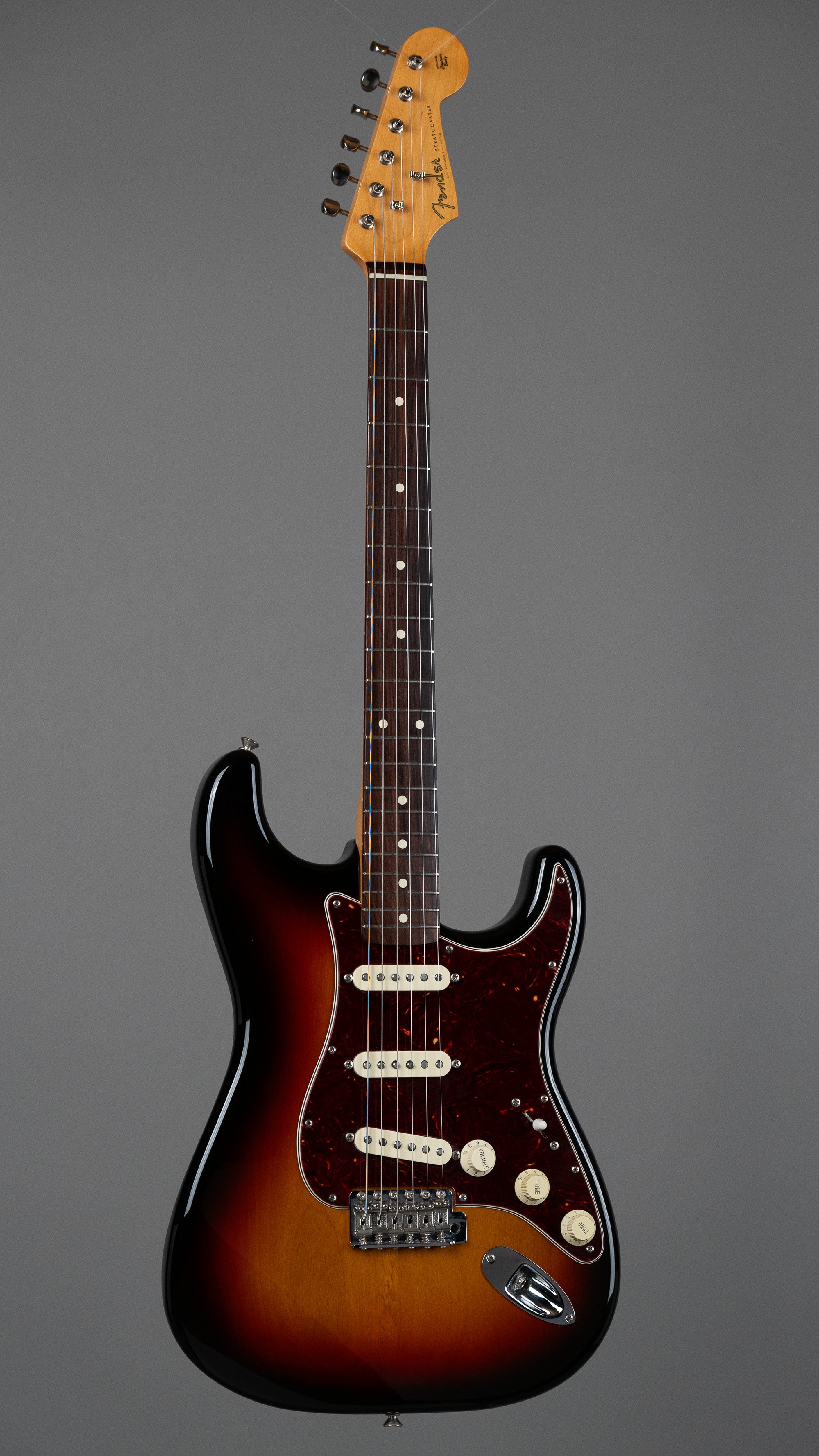 2004 Fender Classic Series 60s Stratocaster (Mexico, Sunburst)