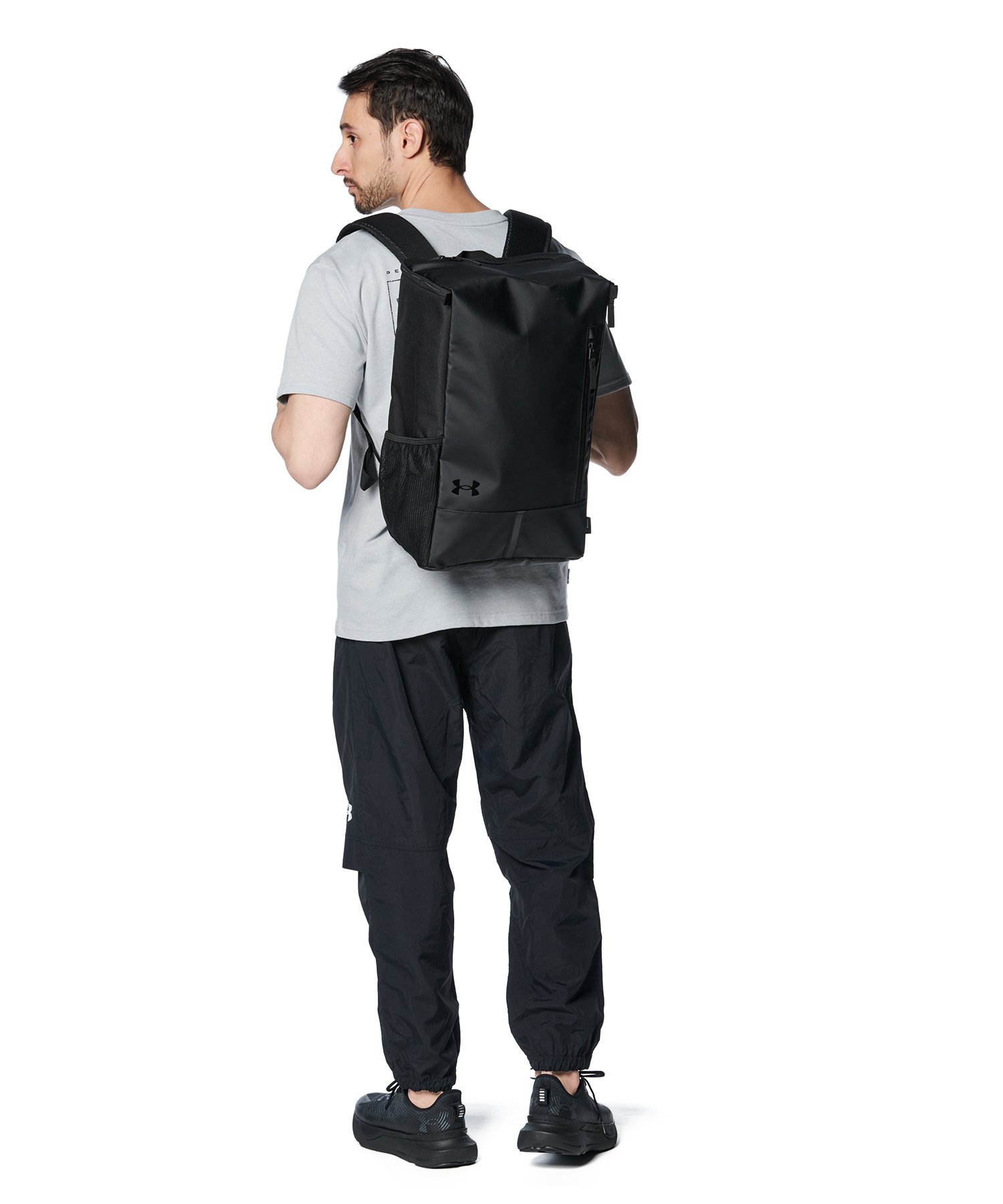 アンダーアーマー公式】 UAクール ターポリン バックパック4.0 27L