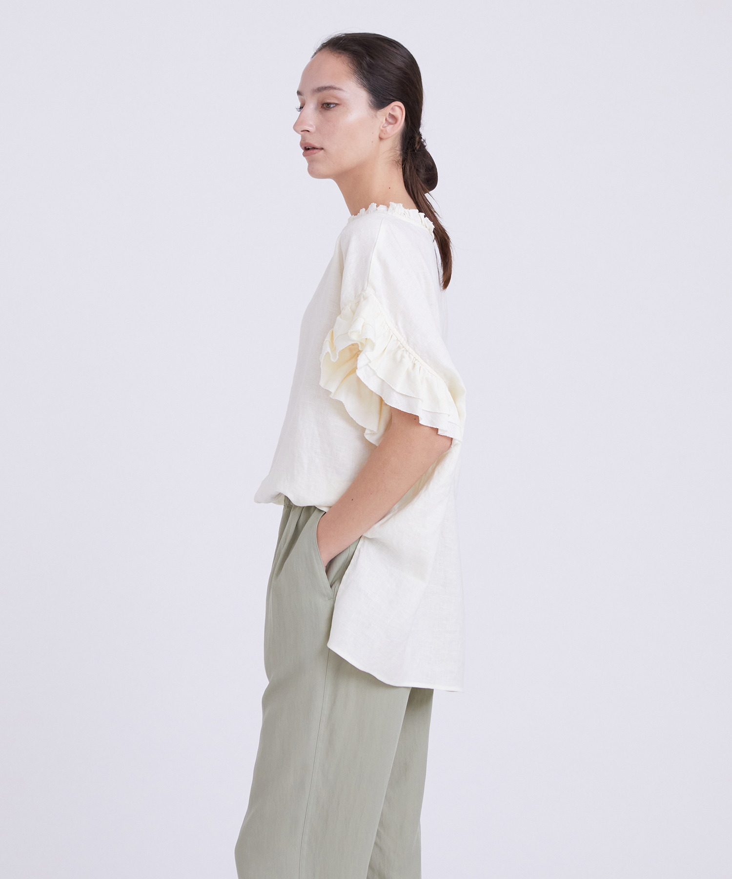 リネンフリルブラウス ｜ハウス オブ ロータス＜HOUSE OF LOTUS＞公式