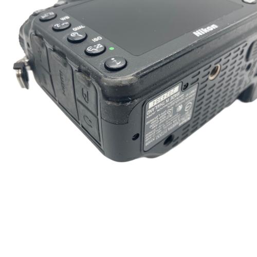 NIKON(ニコン) デジタル一眼レフカメラ D7200 ズームレンズキット