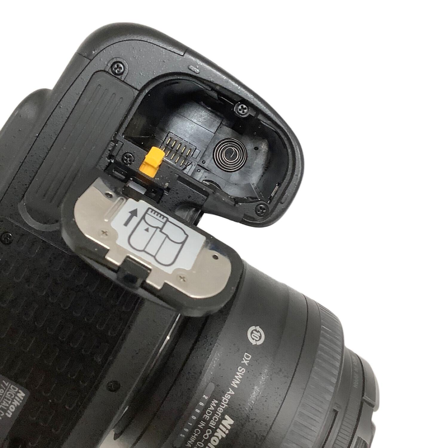 Nikon (ニコン) デジタル一眼レフカメラ レンズセット D7200 2033326