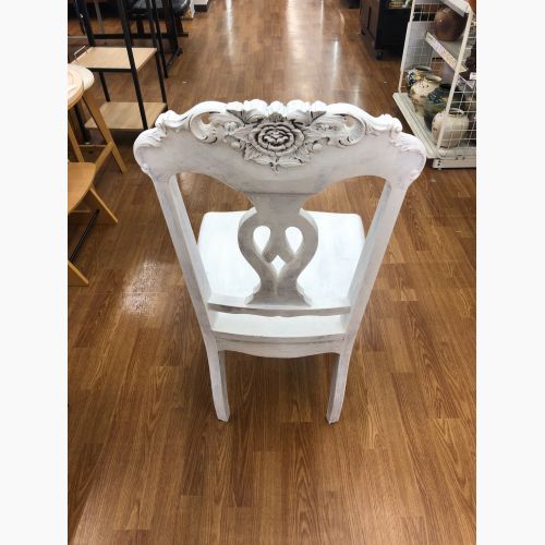 ロココ調ダイニングチェアー ホワイト 猫脚｜トレファクONLINE