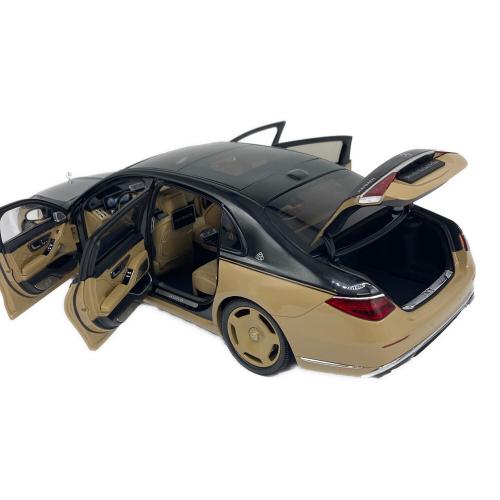 almost real (オールモストリアル) モデルカー Mercedes Maybach S
