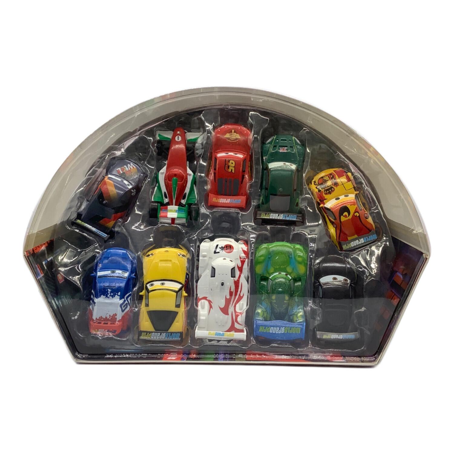 Cars2（カーズ2）デラックスフィギュアプレイセット ディズニーグッズ