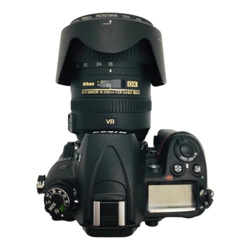 Nikon (ニコン) D7000 18-200VRⅡレンズキット デジタル一眼レフカメラ
