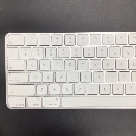 Apple (アップル) Magic Keyboard with Touch ID（US配列）（マジック