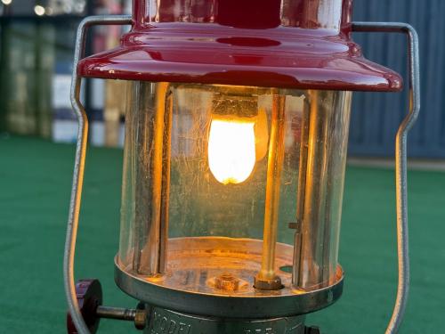 Coleman (コールマン) 335 レッド ガソリンランタン 335 ヴィンテージ