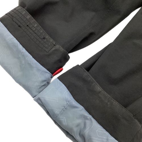 ak BURTON (エーケー バートン) スノーボードウェア(ジャケット