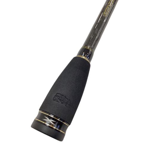 Abu Garcia (アブガルシア) ロッド(釣竿) 収納付 XRFC-704M-MB