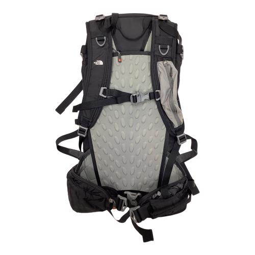 THE NORTH FACE (ザ ノース フェイス) バックパック 28L ブラック