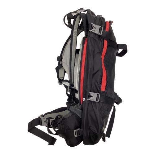 THE NORTH FACE (ザ ノース フェイス) バックパック 28L ブラック